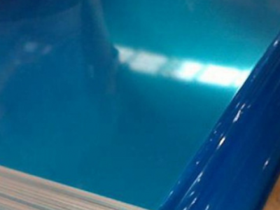 5052口罩機(jī)鋁板 5052可折彎擠壓鏡面鋁板現(xiàn)貨切割花紋鋁板多規(guī)格