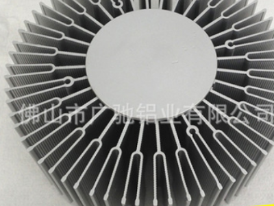 大量生產(chǎn) 太陽(yáng)花散熱器鋁型材 燈飾鋁型材 加工定做燈飾鋁型材 大量生產(chǎn) 太陽(yáng)花散熱器鋁型材 燈飾鋁型材 加工定做燈飾鋁型材