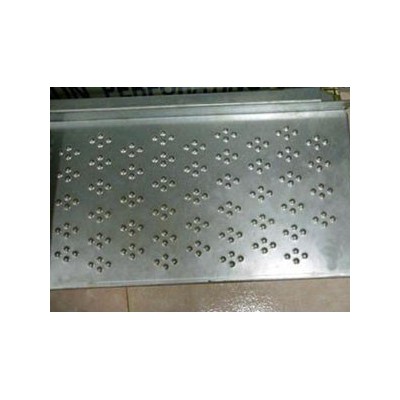 供應鋁合金板沖孔網生產廠家