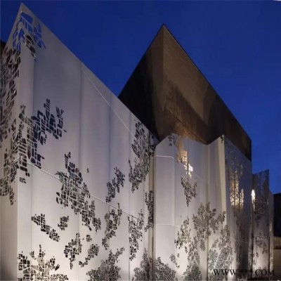 氟碳穿孔鋁板鋁樂企業  穿孔鋁天花加工  外墻沖孔鋁板安裝多久