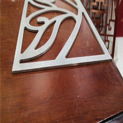 刻字鋁窗花焊接教學視頻 御窗世家定制雕花浮雕鋁板 墻面裝飾鋁幕墻廠家